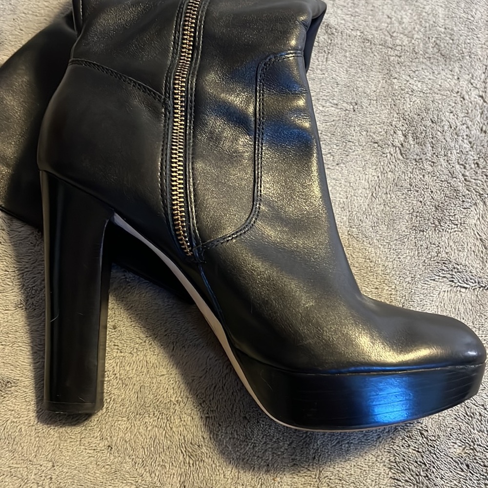 Michael Kors Black Leather High Heel Knee High Boots - Picture 5 of 7
